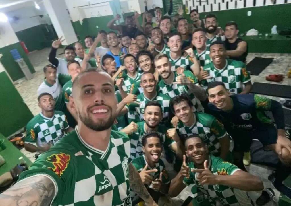 Rio Preto vence de virada o Bragantino e entra no G-8