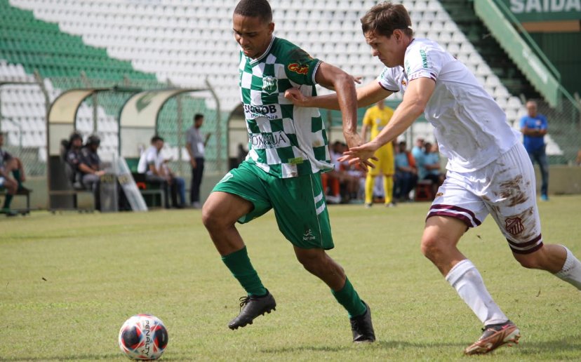 Com jogador expulso, Rio Preto é surpreendido pelo Sertãozinho