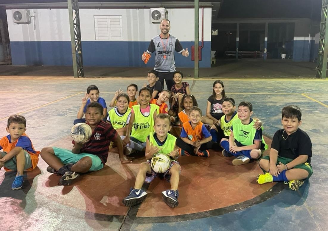 Mais de 250 crianças e adolescentes são atendidas em projetos do time de futsal do Tanabi
