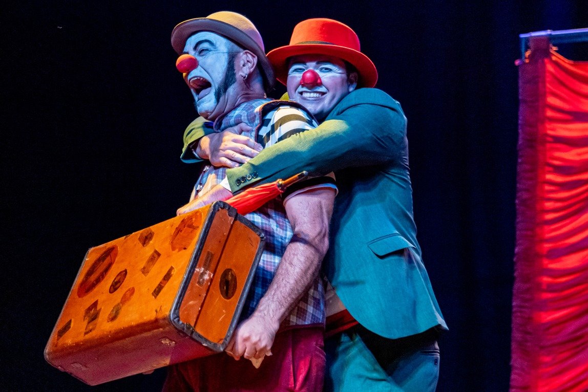Espetáculo Circo Lando estreia temporada da Fábrica de Sonhos