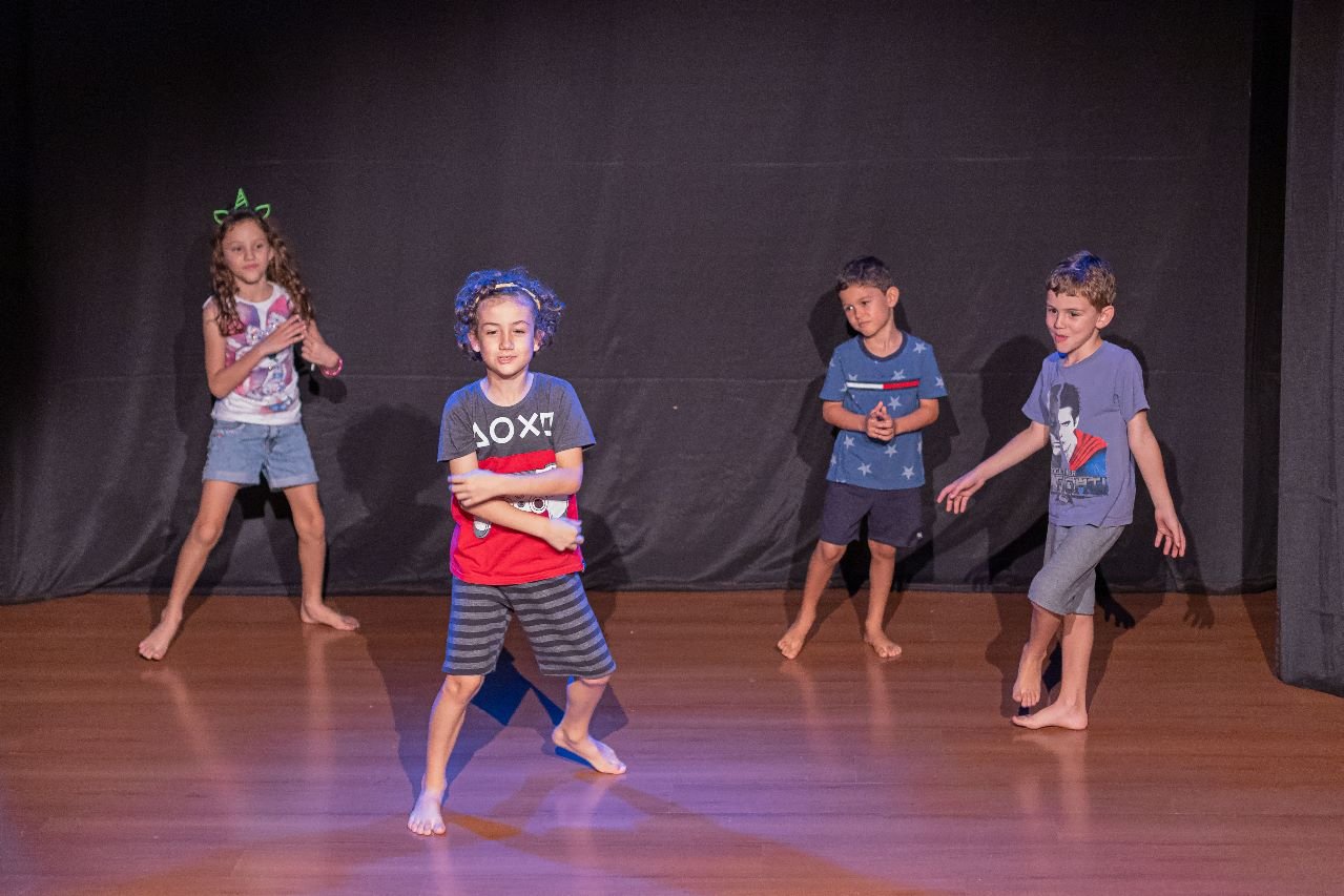 Cia Fábrica de Sonhos abre inscrições para cursos livres de teatro