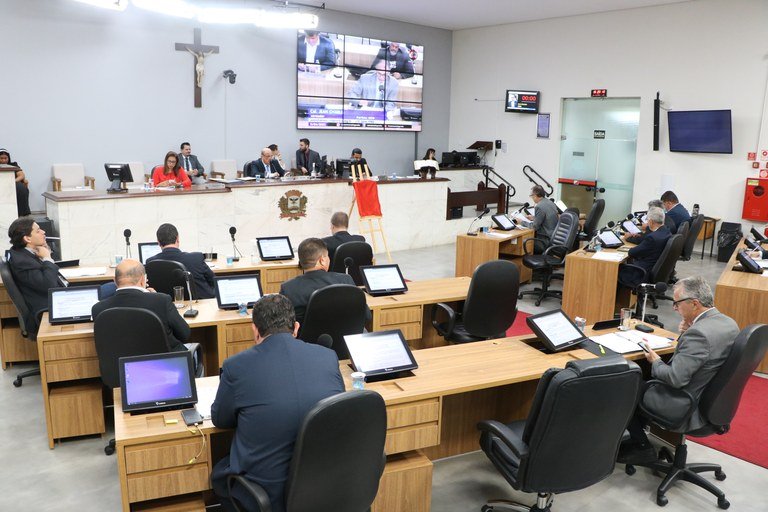 Câmara de Rio Preto aprova nova tabela do piso salarial dos professores