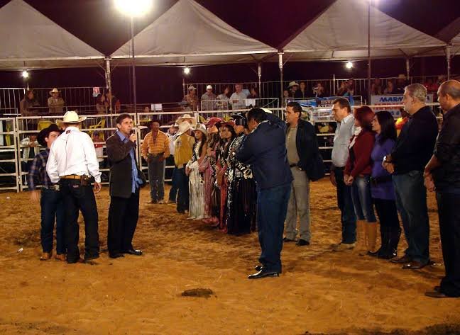 Festa do Peão é atração no distrito de Schmitt