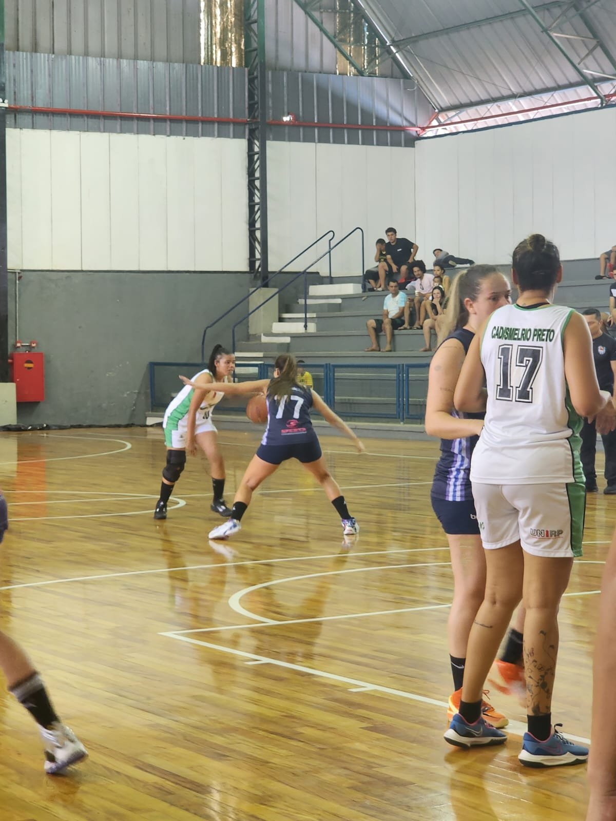 Basquete feminino do CAD vence Araçatuba pela LBC