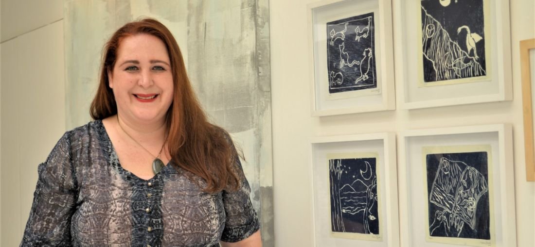 Artista plástica Indiara Nicoletti promove oficina de arte e literatura no Espaço Plaza