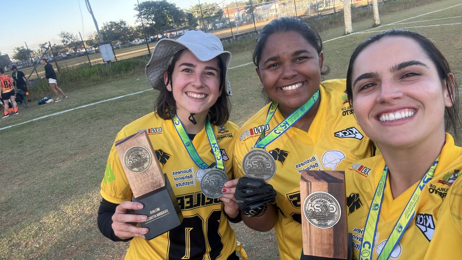 Time feminino do Weilers estreia com vice em competições nacionais