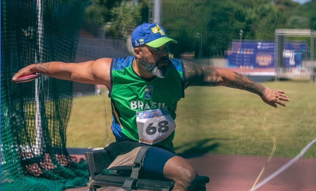 Bicampeão paralímpico Claudiney Batista disputa Brasileiro em São Paulo