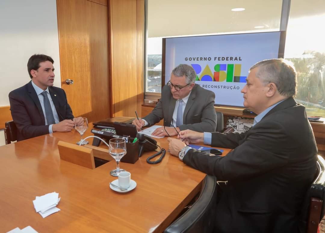 Ministro Alexandre Padilha cumpre agenda na região de Rio Preto