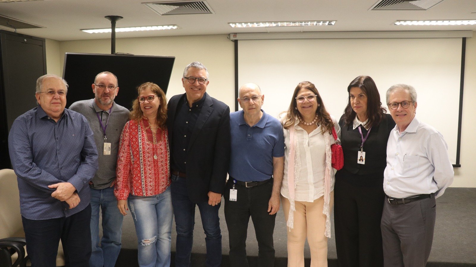 Ministro Alexandre Padilha anuncia chegada de novo aparelho de radioterapia no HB de Rio Preto