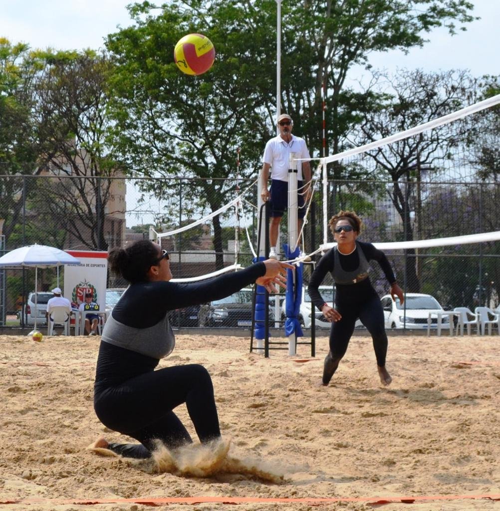 Vôlei feminino de praia de Rio Preto está na semifinal dos Jogos Abertos