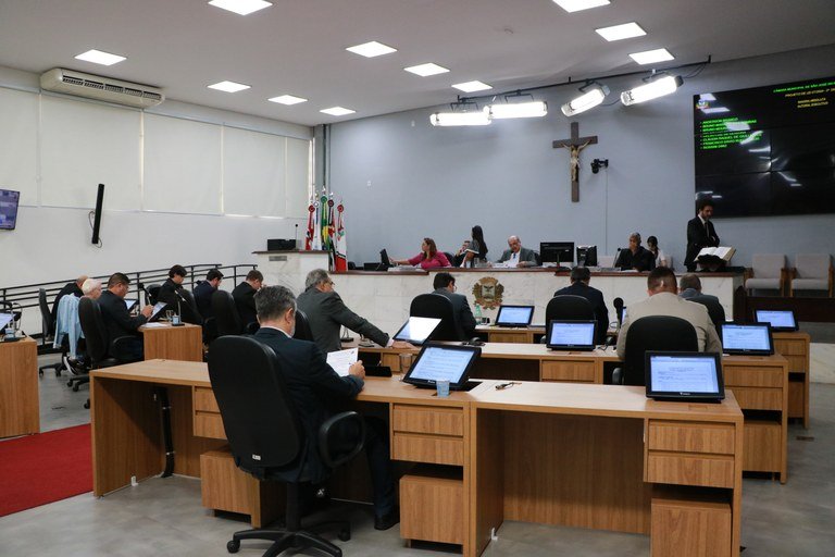 Câmara de Rio Preto aprova alteração nas regras para transporte escolar