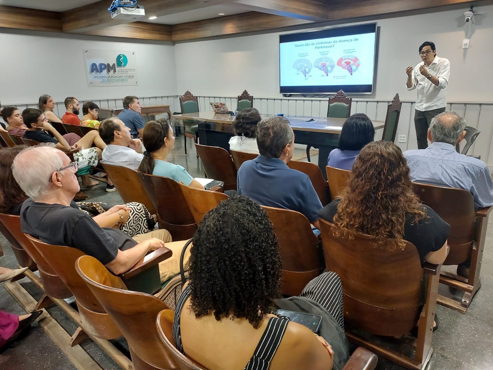Doença de Parkinson é tema de palestras neste sábado em Rio Preto