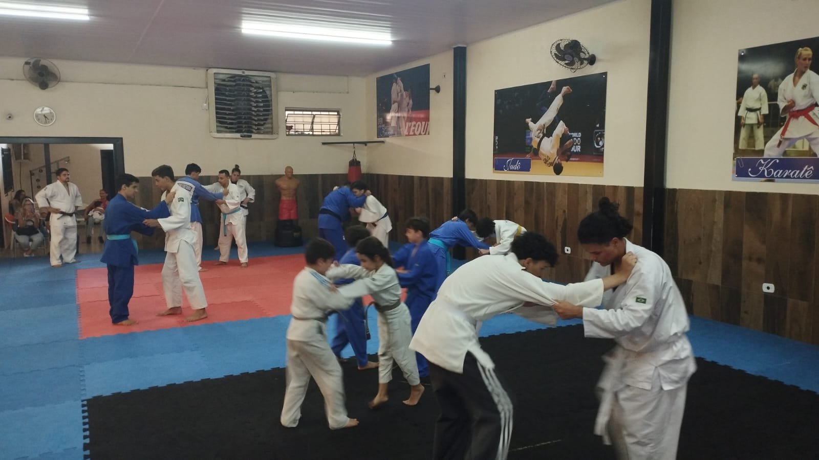 Escola de Judô e Karatê abre inscrições para projeto em Rio Preto