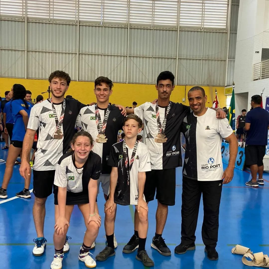 Rio-pretenses disputam o Brasileiro de Badminton