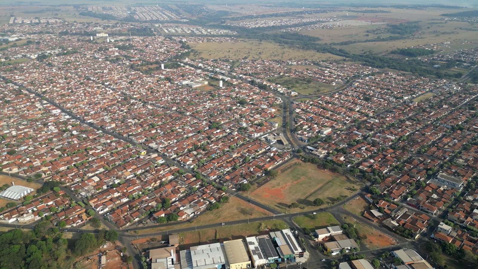 Coronel Fábio propõe IPTU 2026 com isenções e descontos para contribuintes
