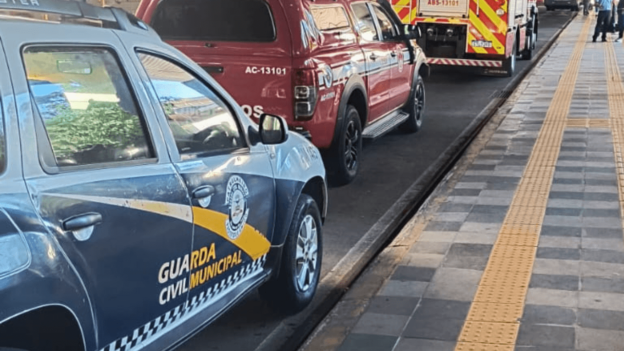 Duas mulheres são esfaqueadas no Terminal Urbano