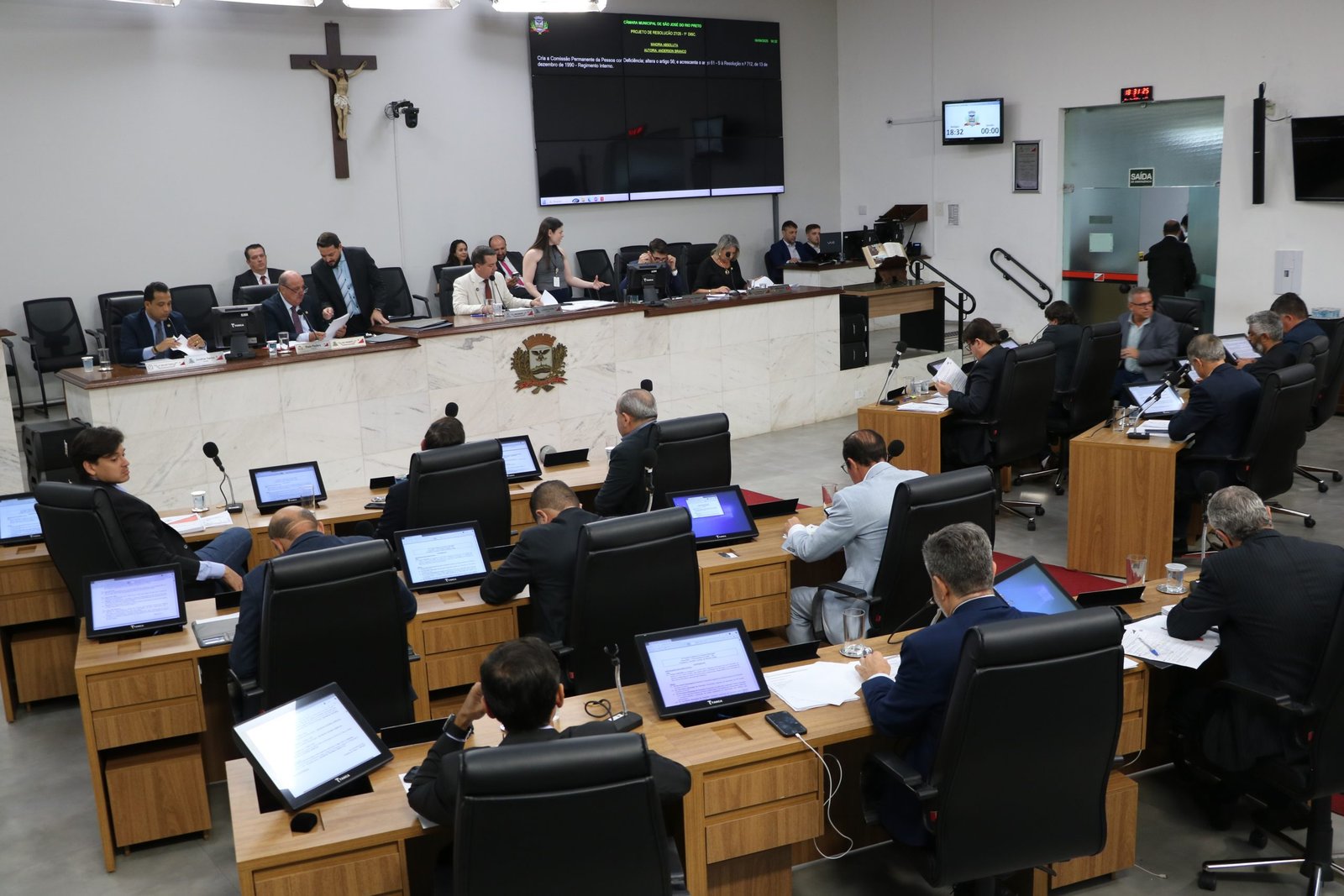 Câmara de Rio Preto vota hoje criação de 57 cargos de médicos