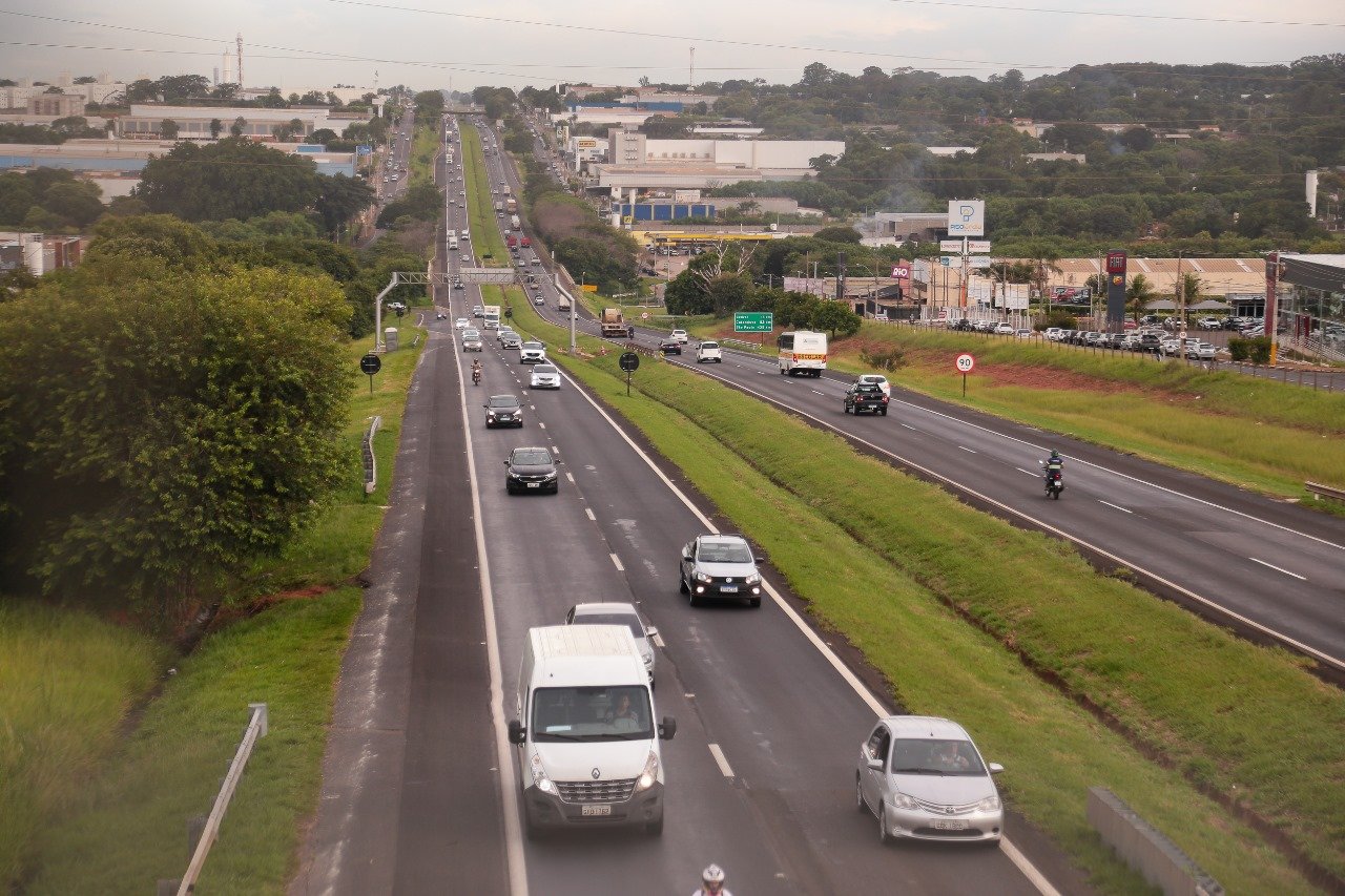 Concessionária inicia obras da terceira faixa entre Rio Preto e Cedral