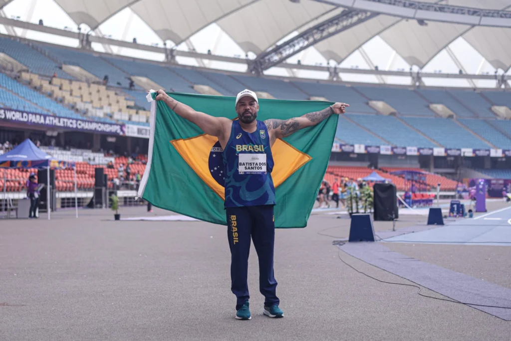 Claudiney Batista, atleta do CAD, conquista o tetra no Mundial da Índia