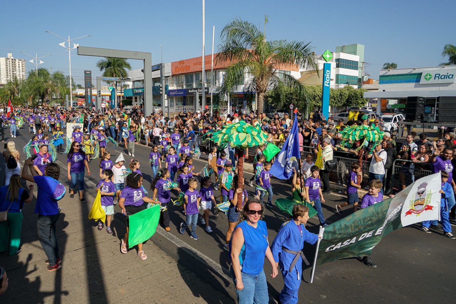 Desfile cívico de 7 Setembro reúne 9 mil na Bady Bassitt