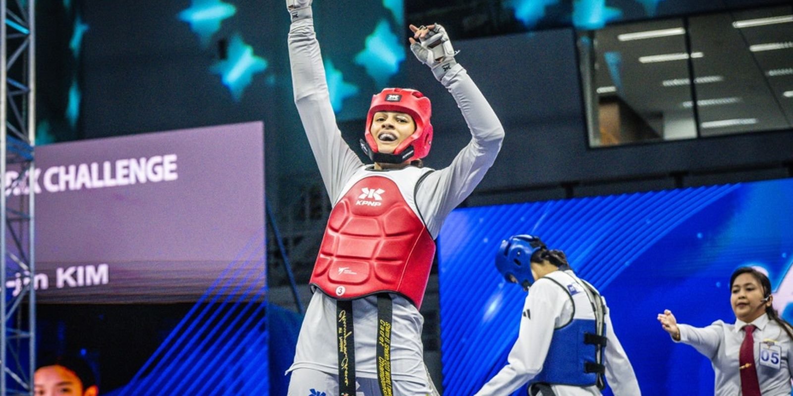 Maria Clara Pacheco Conquista Ouro no Mundial de Taekwondo e Quebra Jejum do Brasil