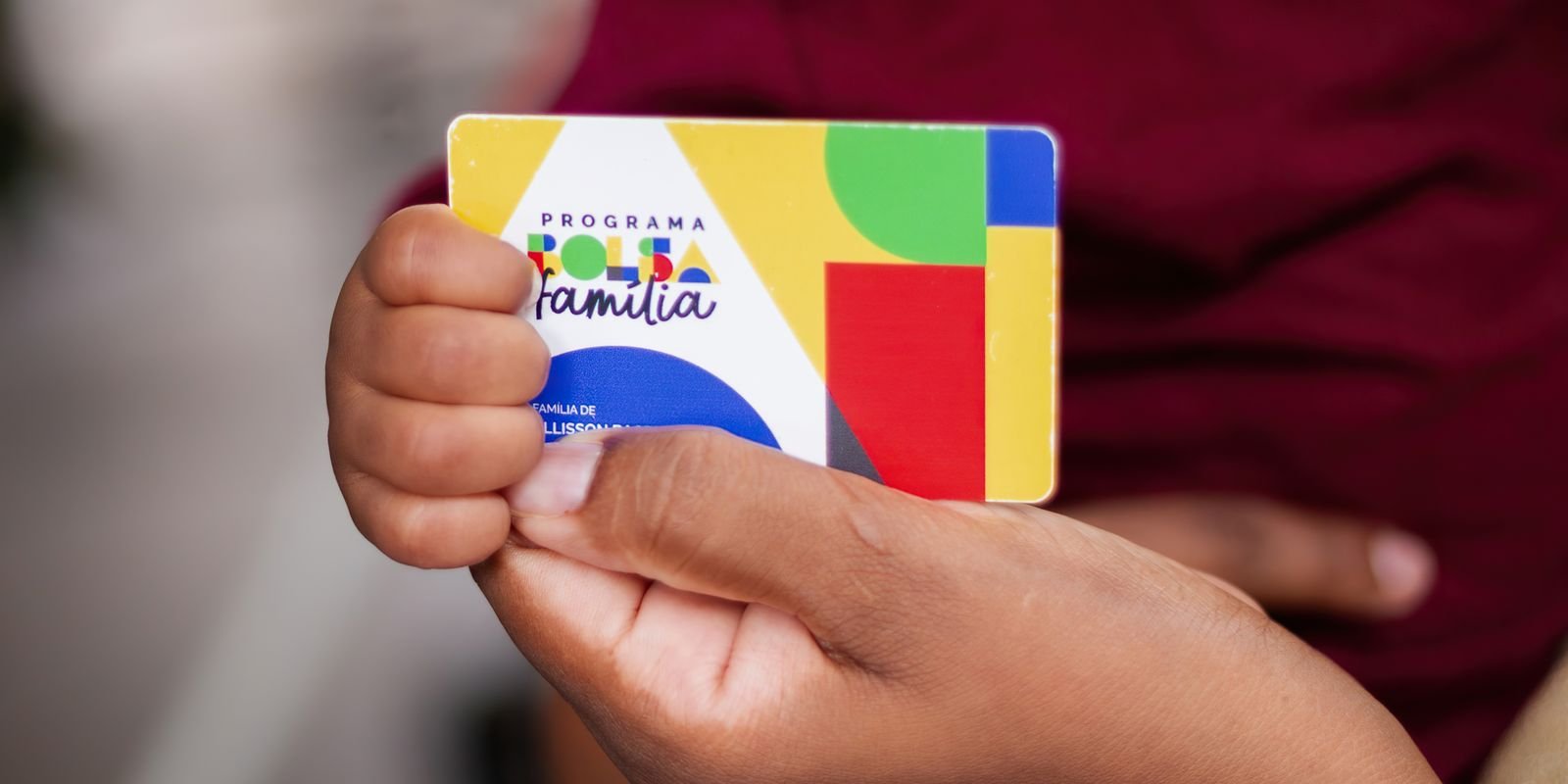 Caixa Começa a Pagar Bolsa Família de Outubro; Veja o Calendário e Valores