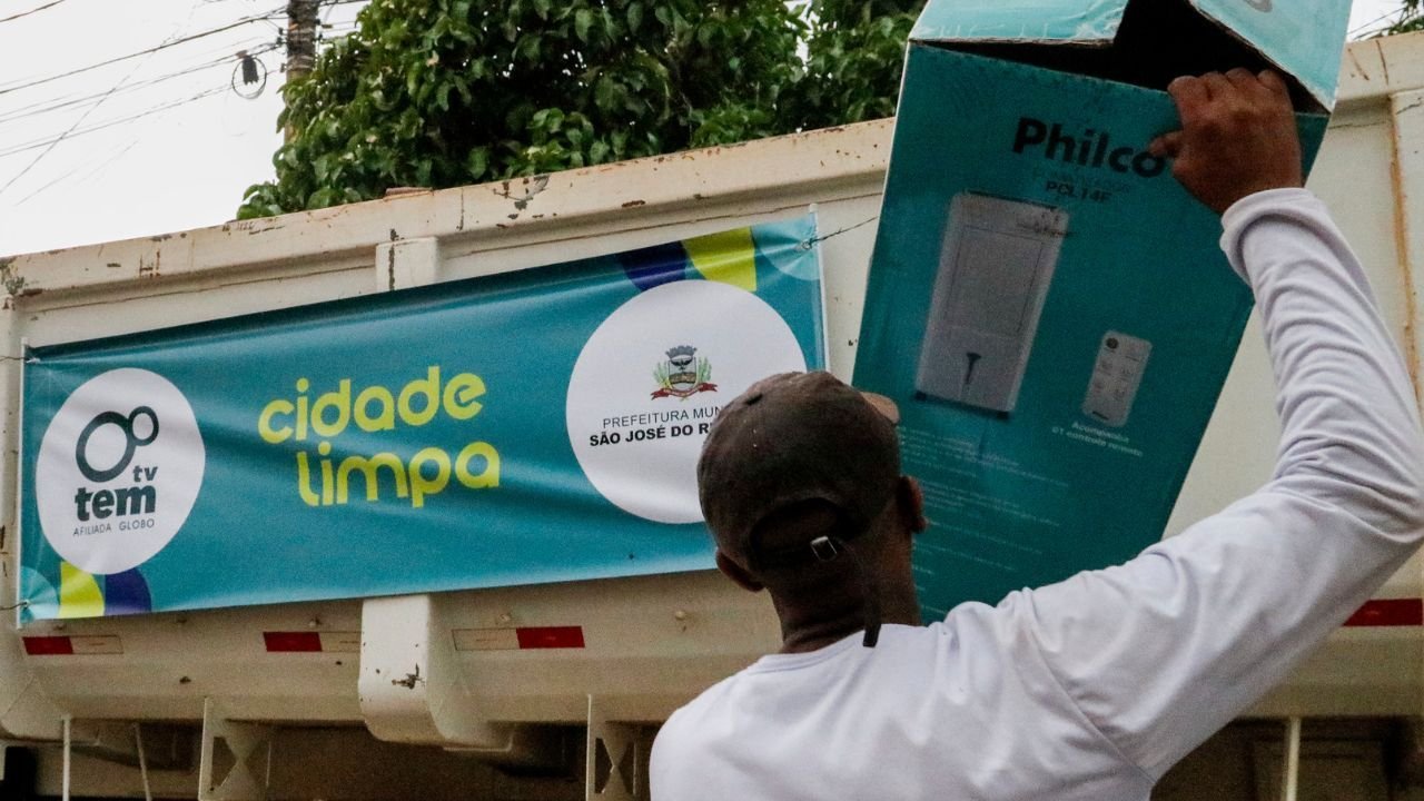 Em três dias, Cidade Limpa recolhe 70,6 toneladas de resíduos em Rio Preto