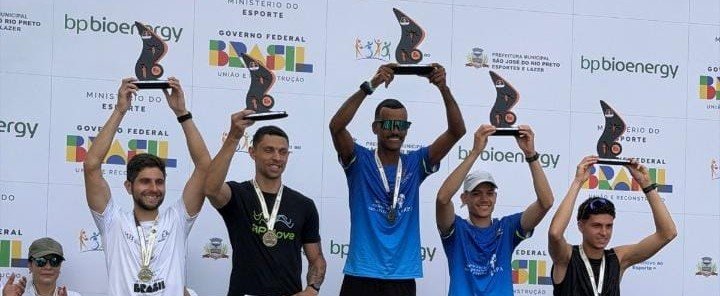 Coletor de lixo vence corrida com 2,5 mil atletas em Rio Preto