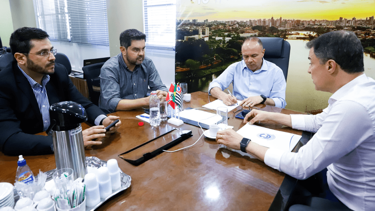 Prefeitura e Acirp fecham parcerias para o desenvolvimento