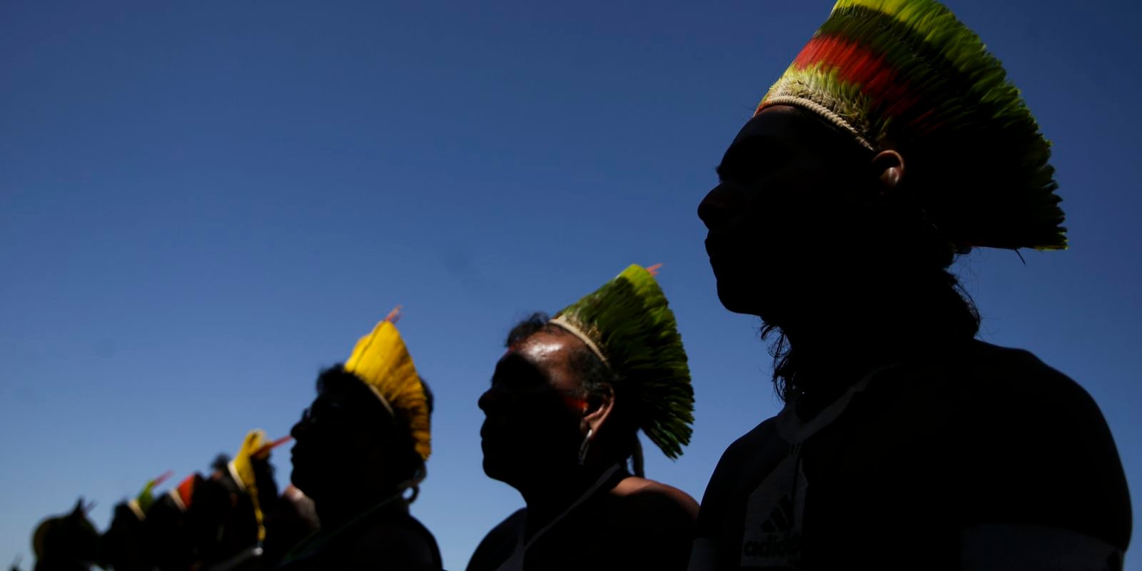 Censo Revela Disparidades: Renda Indígena e Norte/Nordeste Abaixo da Média Nacional