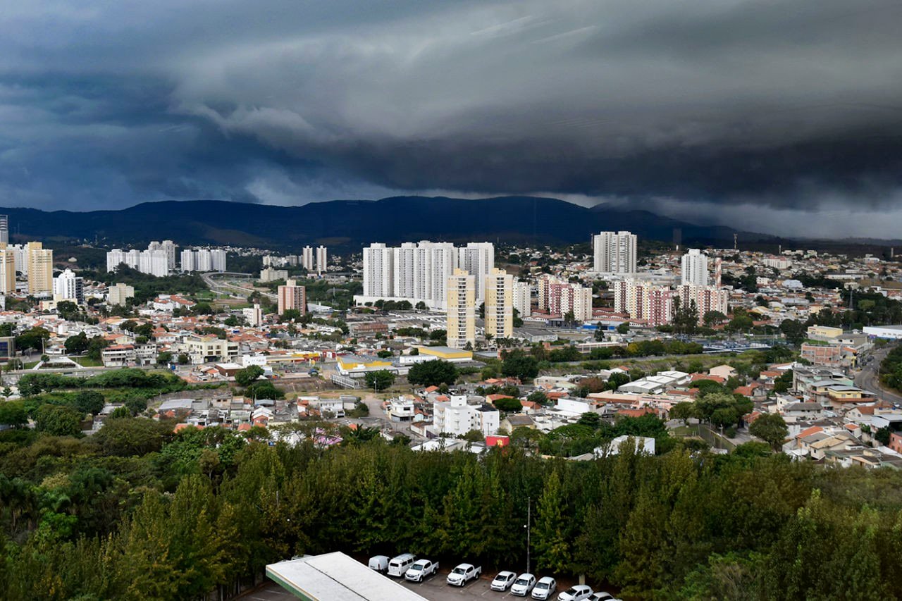Chuva Forte e Tempestades Isoladas Atingirão Interior de SP Até Domingo, Alerta Defesa Civil