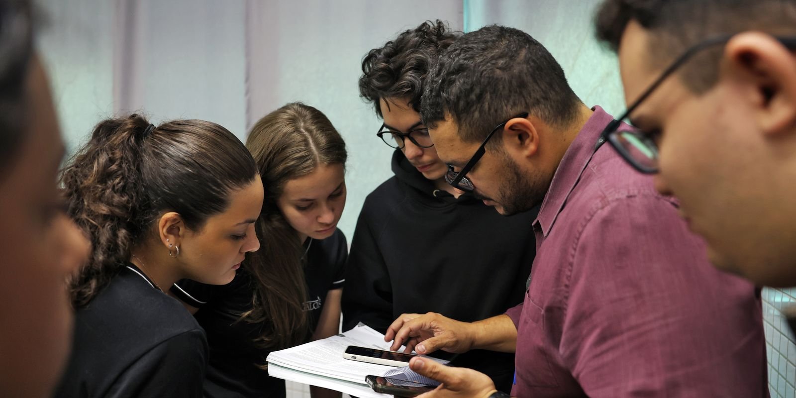Relação Professor-Aluno Impulsiona Propósito de Vida, Revela Estudo Inédito