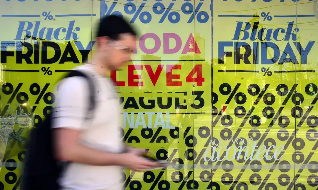 Black Friday: Procon promove iniciativas para auxiliar consumidor que pretende comprar no período