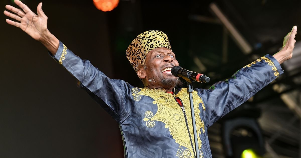 Filha de Jimmy Cliff se Despede do Pai com Homenagem Emocionante