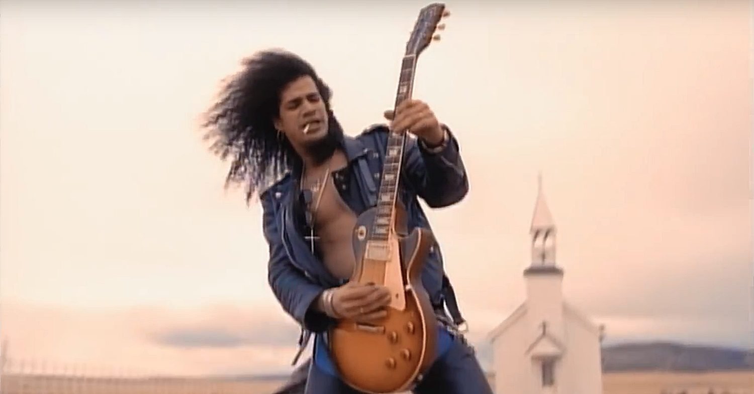 E Novembro se Despede: Chuva, Símbolos e a Chegada dos Guns N’ Roses a Rio Preto