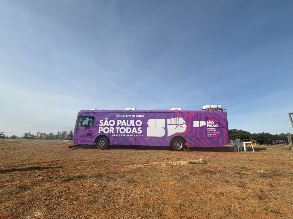 Ônibus SP Por Todas leva atendimento e acolhimento para mulheres de todo o estado; veja como funciona