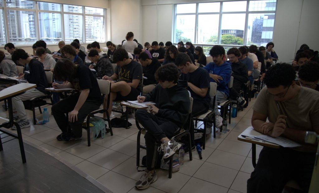 Vestibular Unesp 2026 registra 93,2% de presença na primeira fase, maior índice desde 2019