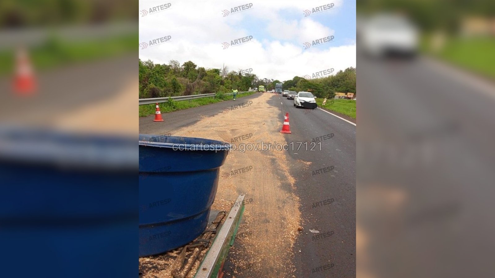 Óleo na Pista Causa Acidente com Motociclistas em Rodovia de Rio Preto