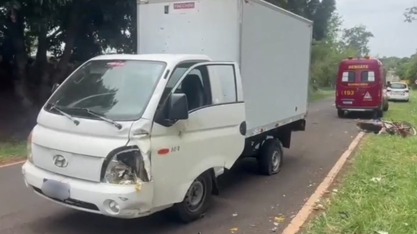 Motociclista Ferido Gravemente em Acidente Envolvendo Caminhão em Santa Fé do Sul