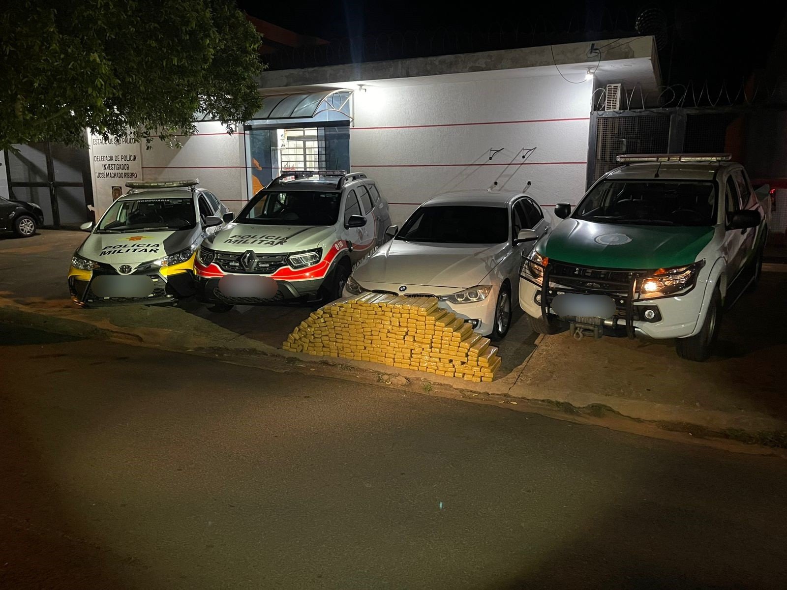Homem é Preso com Centenas de Tabletes de Maconha em SP
