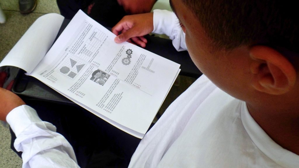 Cerca de 190 adolescentes da Fundação CASA prestam Provão Paulista