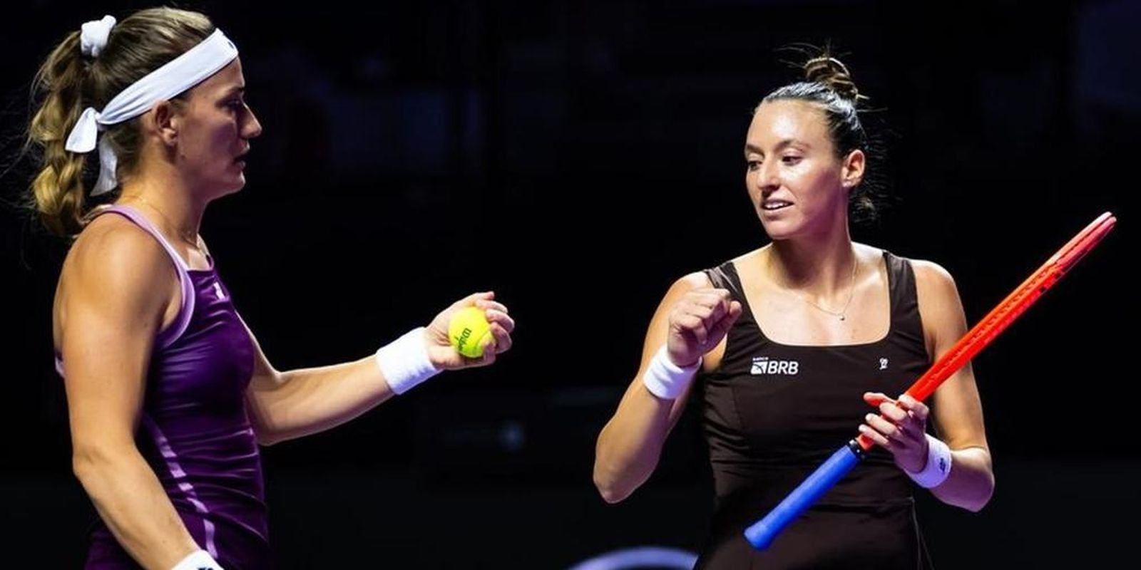 Stefani e Babos Triunfam e Sonham com a Semi no WTA Finals
