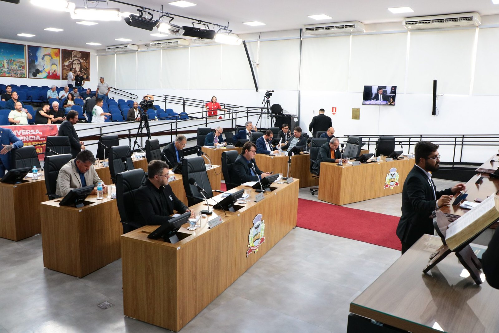 Projeto proíbe contratação de condenados por corrupção na administração municipal