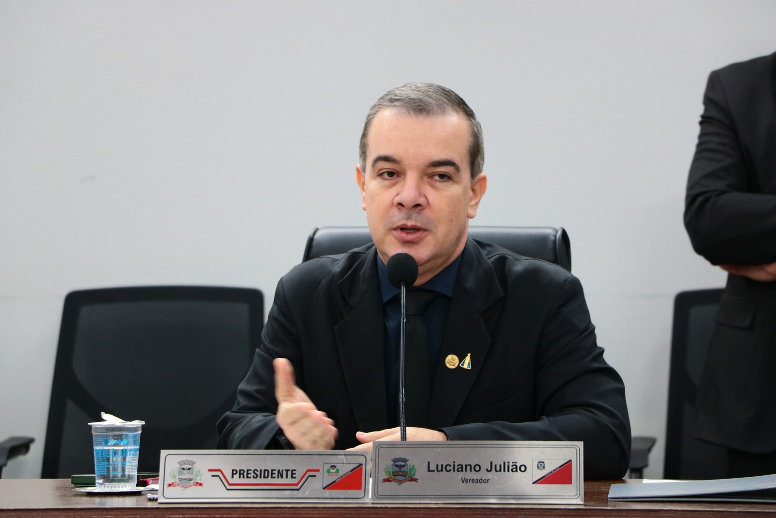Presidente da Câmara de Rio Preto assume a prefeitura por 16 dias