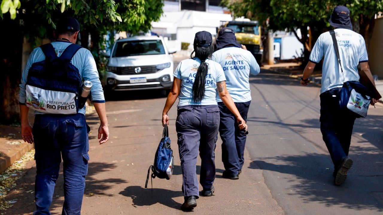 Rio Preto Sem Dengue: Solo Sagrado e Jardim Americano recebem a visita dos agentes de saúde