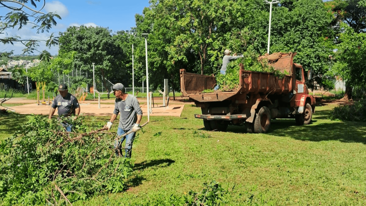 Mutirão de Limpeza Urbana completa uma semana de ações em Rio Preto