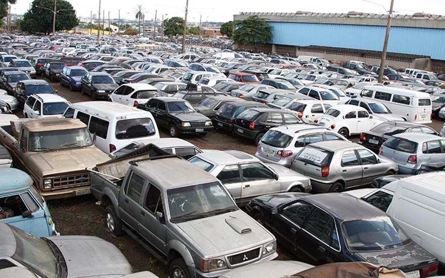 Concessão pode fazer diárias de carros apreendidos aumentarem 300%, dizem entidades