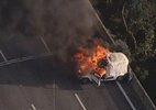 Bandeirantes Bloqueada: Carro Incêndia e Causa Congestionamento em São Paulo