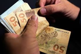 Salário mínimo será de R$ 1.621 a partir de 1º de janeiro de 2026