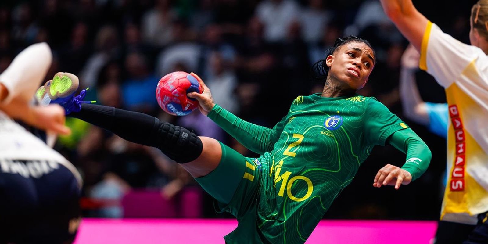 Handebol Feminino: Brasil Imbatível Encerra Primeira Fase do Mundial com Vitória Sobre a Suécia